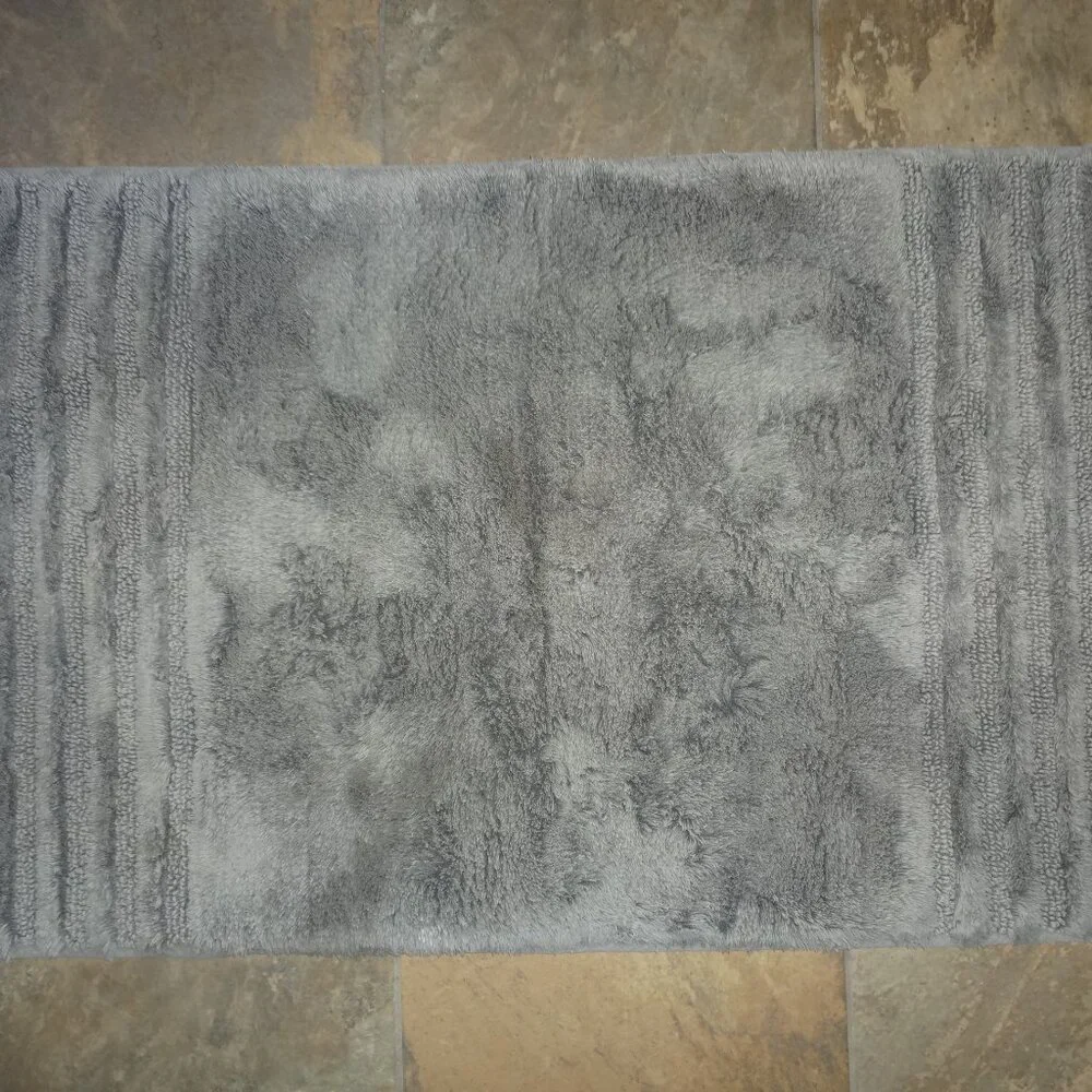 Simply Vera Wang 100% Combed Cotton Plush Grey Rug 34 x 20